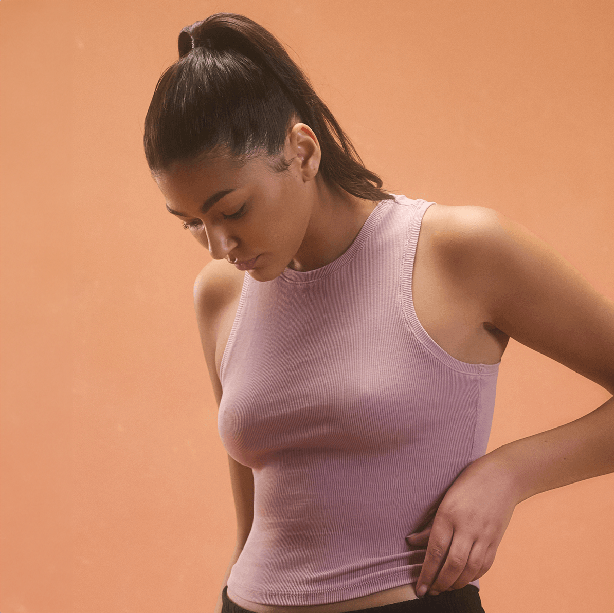 Mauve ribbed tank top from RIB TANK DULL PINK collection displayed on mannequin