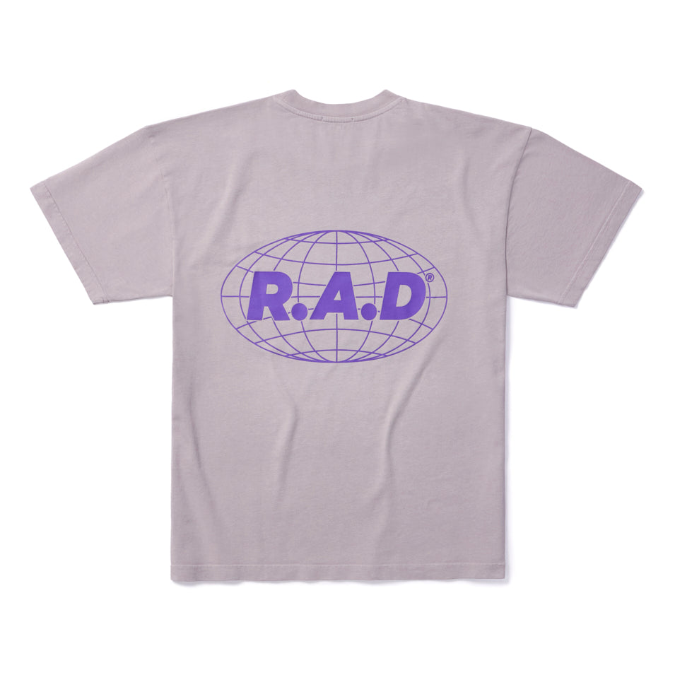 HEAVY™ GLOBE TEE LILAC GRAY